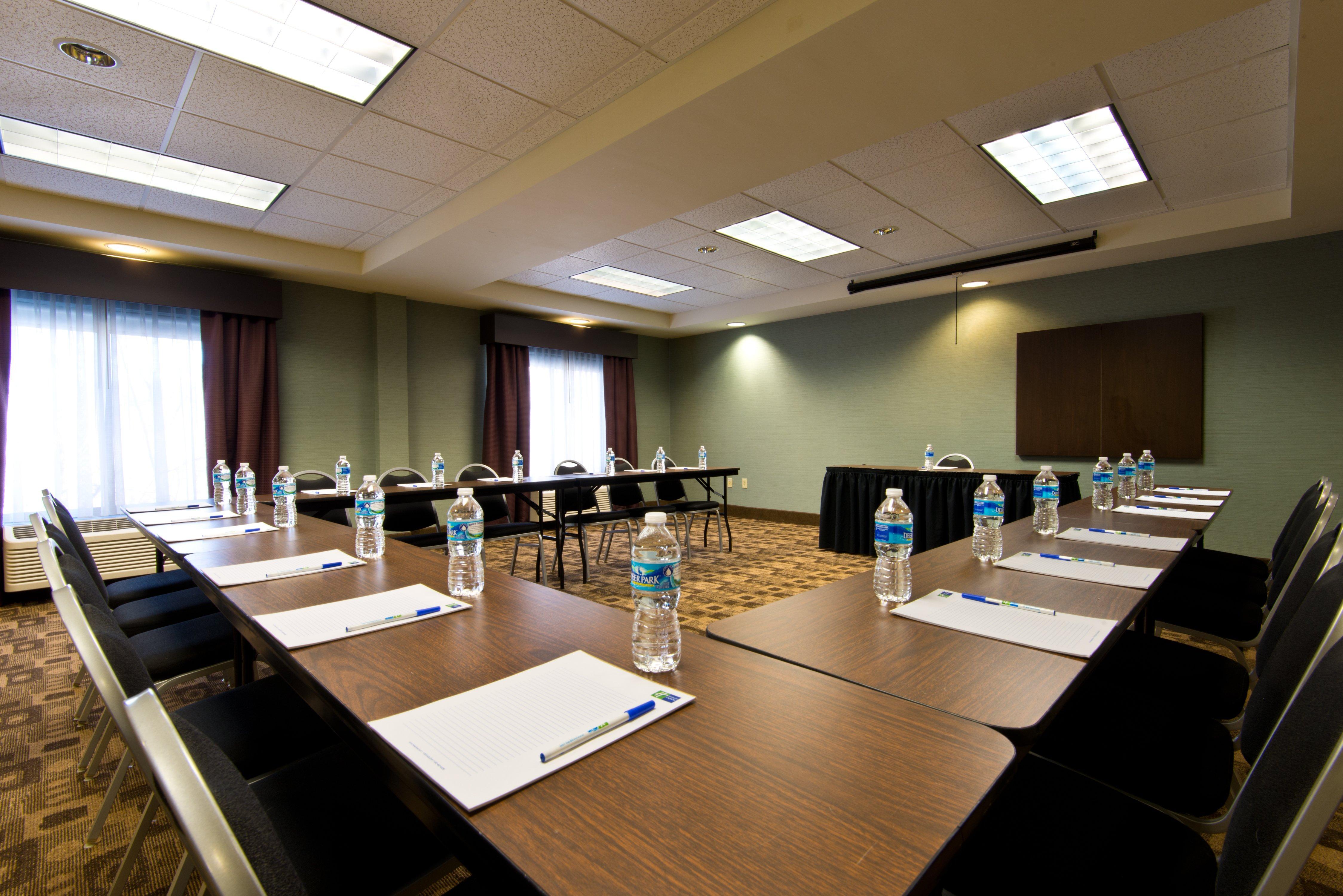 Holiday Inn Express Apex - Raleigh By Ihg Экстерьер фото